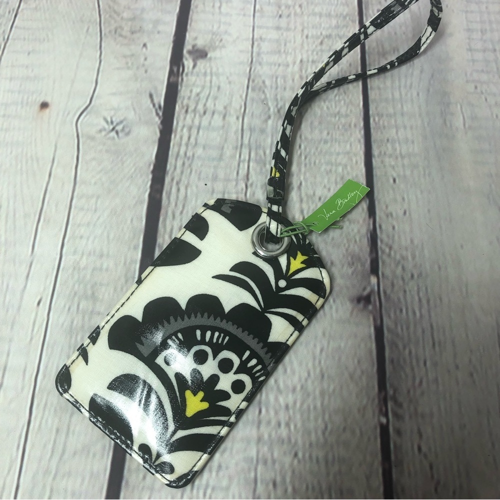 Verá Bradley travel tag